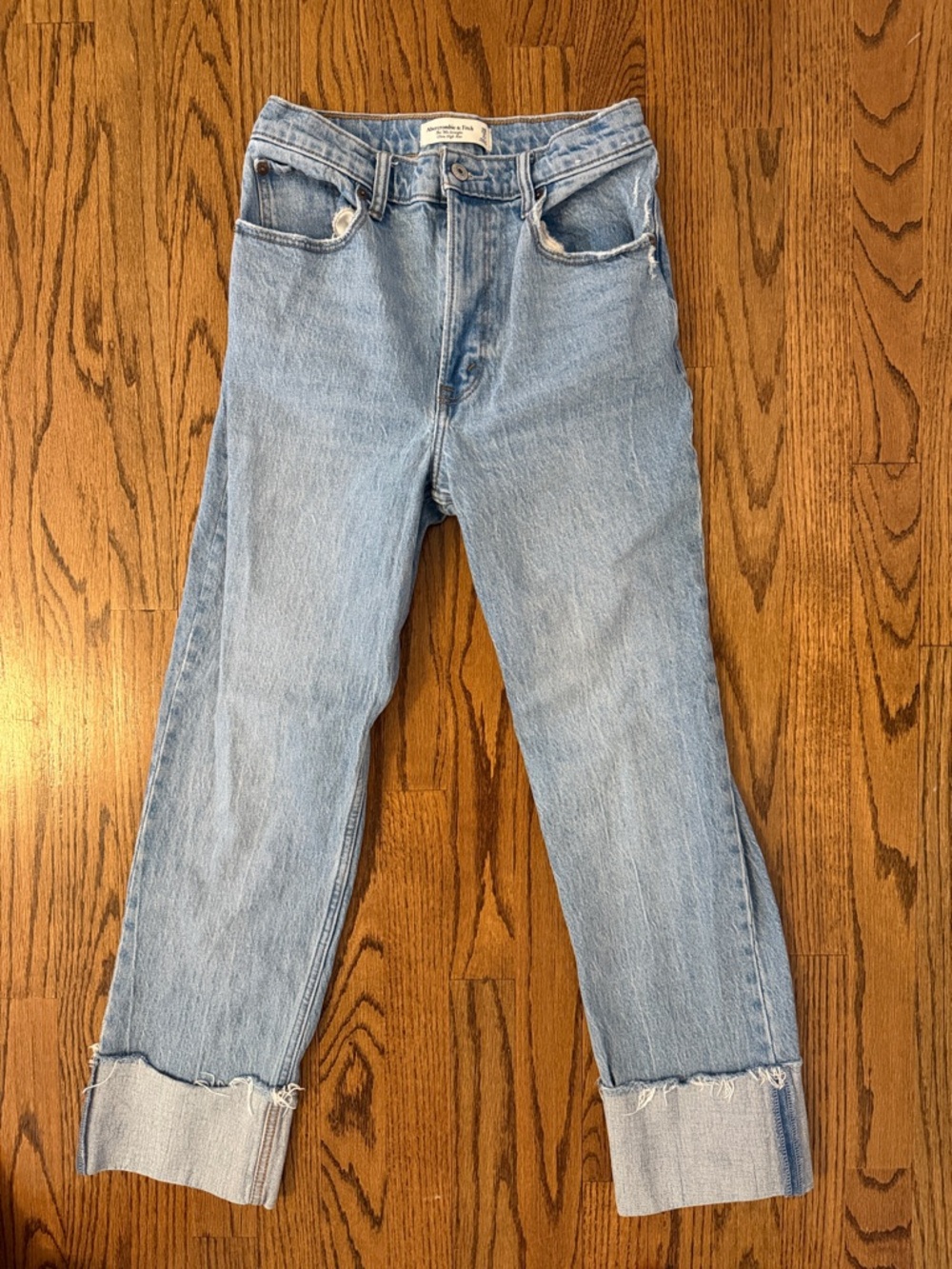 Abercrombie & Fitch Light Blue Cropped Straight Jeans
